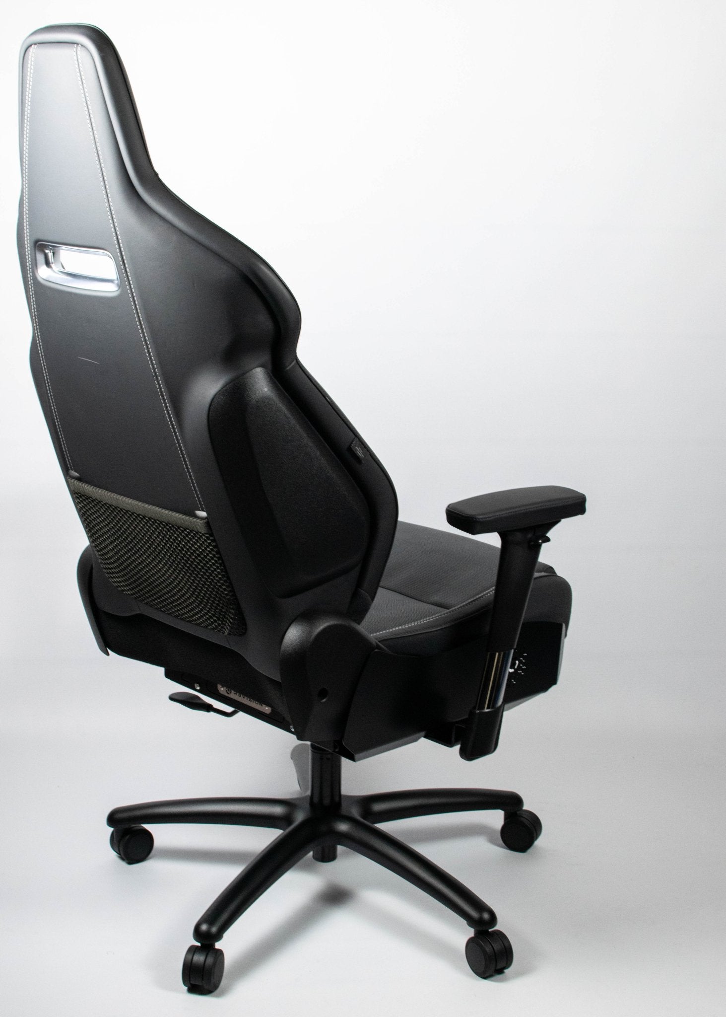 Jaguar Performance Car Seat Office Chair - R3VISION