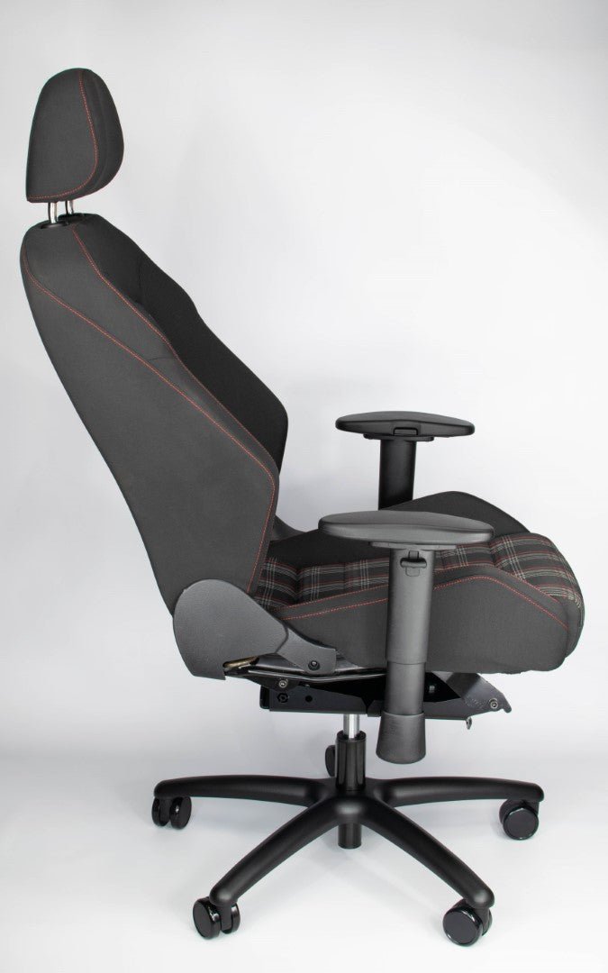 VW Golf mk7 (2013 - 2020) Office Chair Conversion Kit - R3VISION LTD